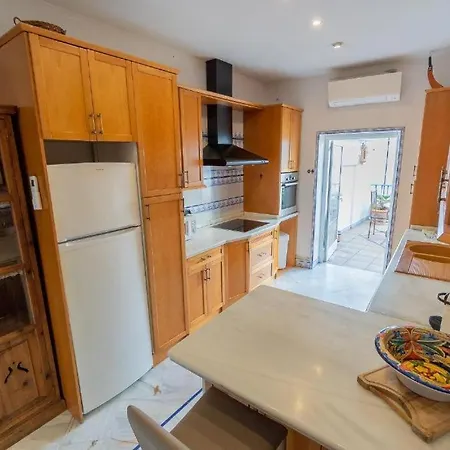 Apartment Rentalsevilla Nepal Seville